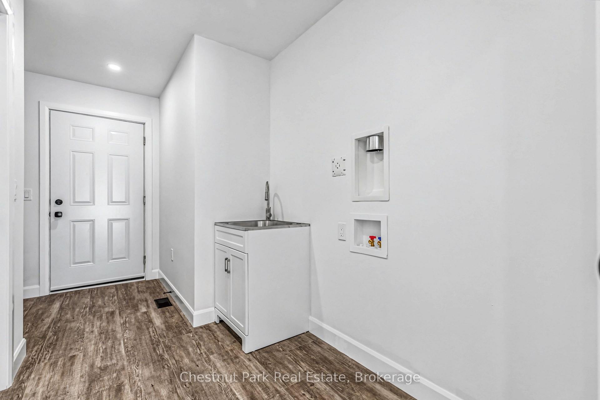 3 Bedroom Single Family Home/House's Image 29