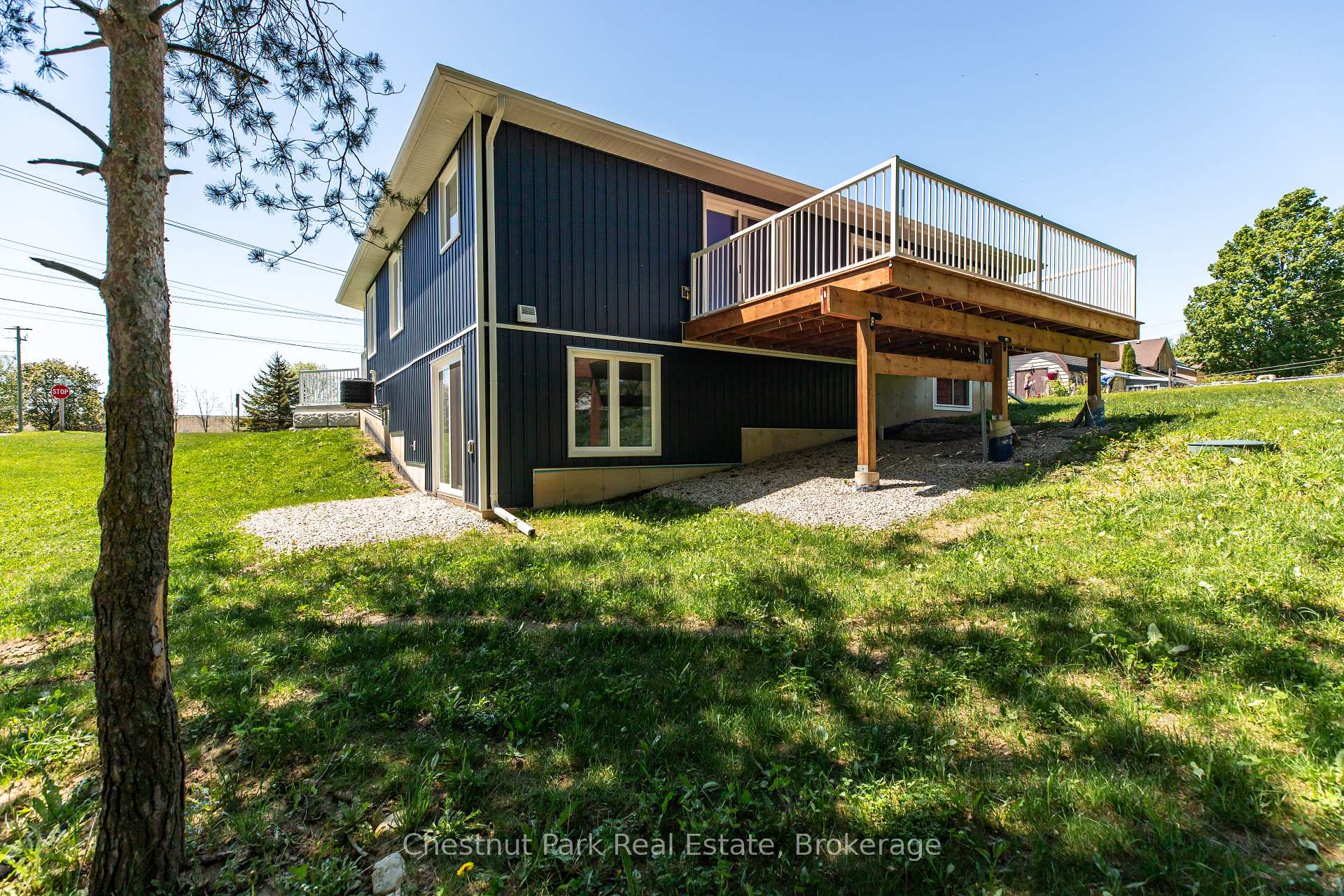 3 Bedroom Single Family Home/House's Image 42