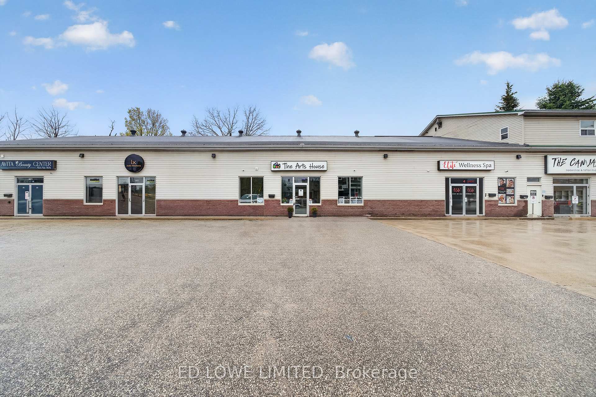 2 - 250 Innisfil Street Barrie Ontario Canada Lease commercial Dave Moore RE/MAX Hallmark Chay Realty, Brokerage*
