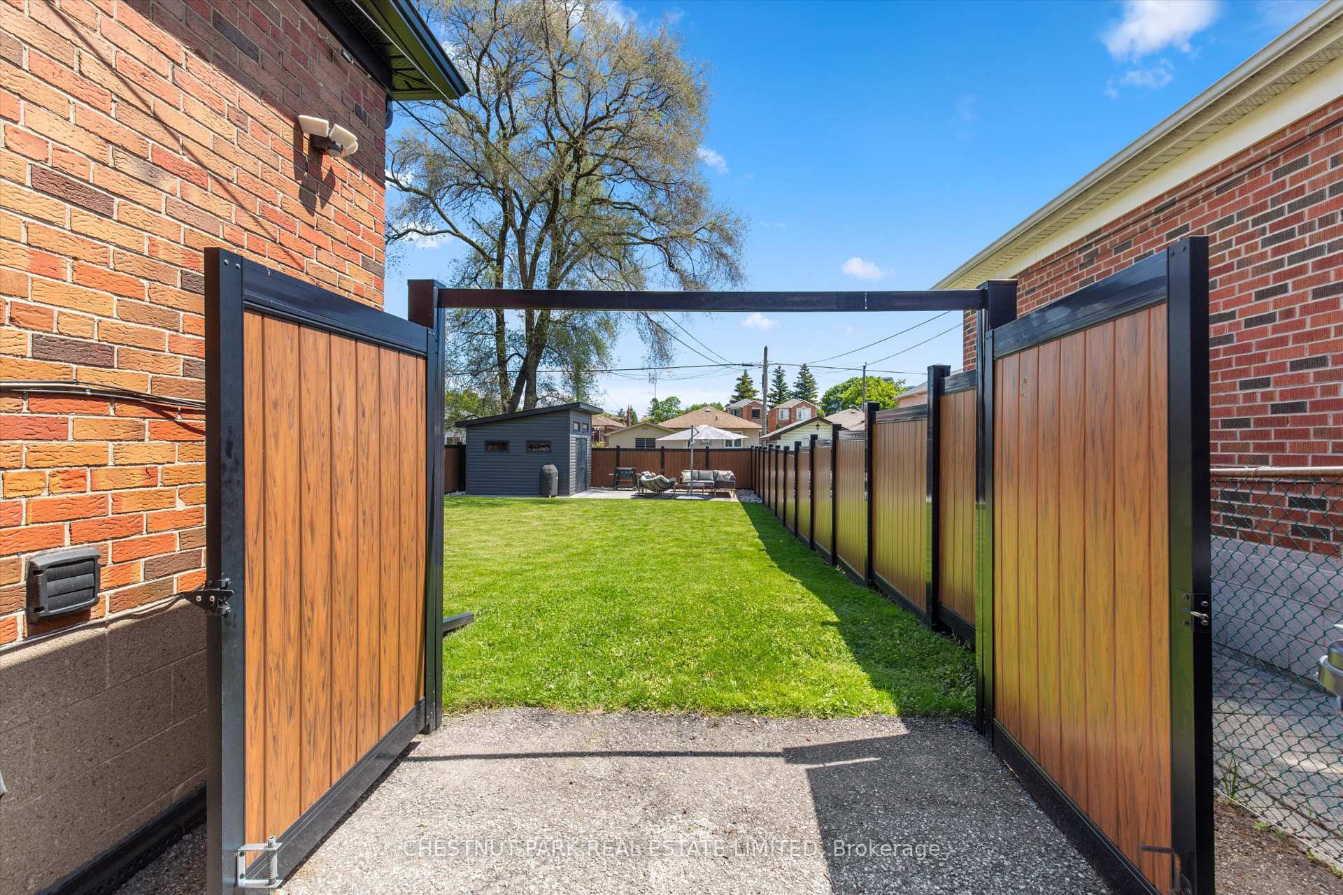 3 Bedroom Single Family Home/House's Image 20
