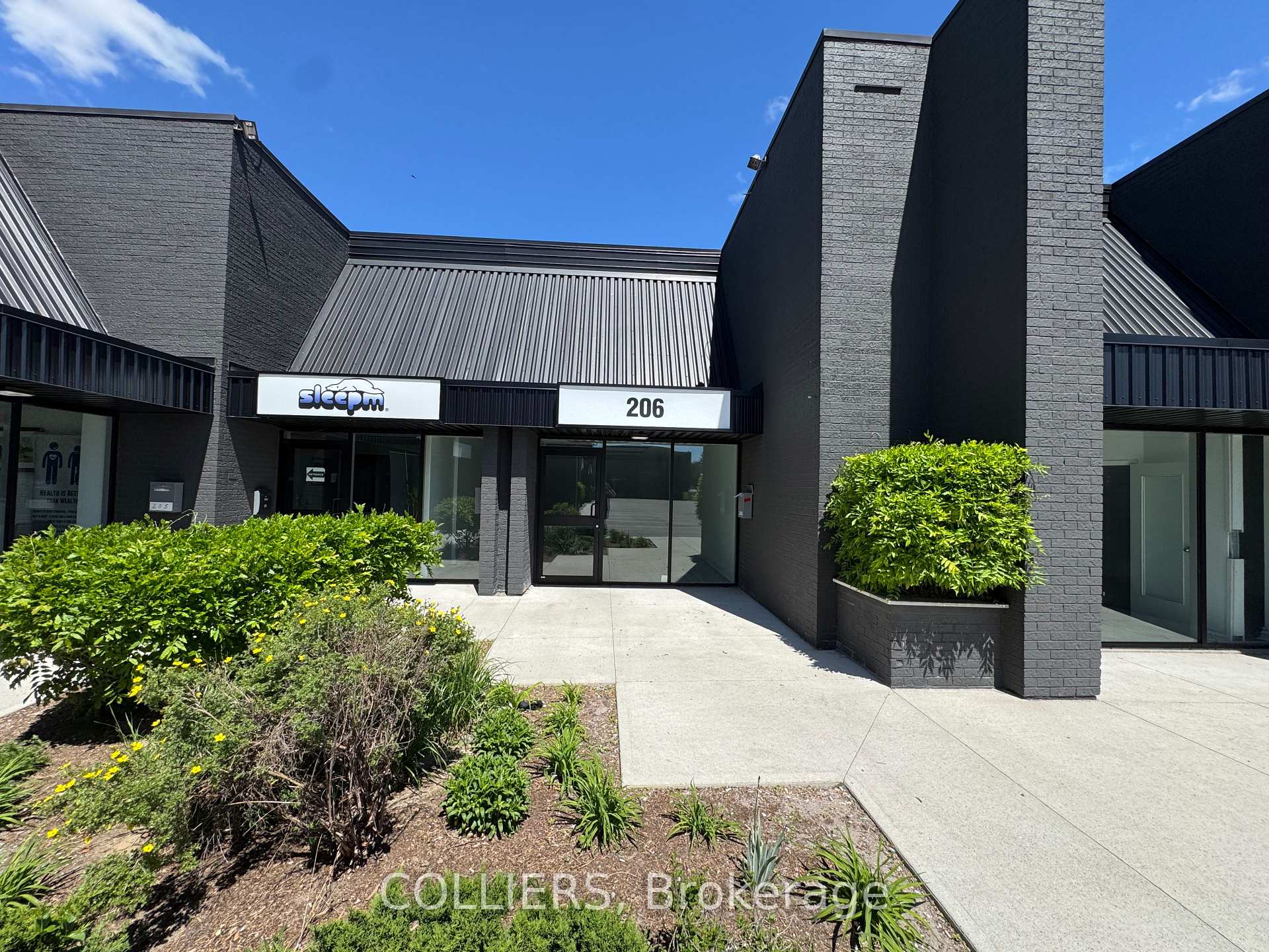 206 - 2600 John Street Markham Ontario Canada Sale commercial   Creiland Consultants Realty
