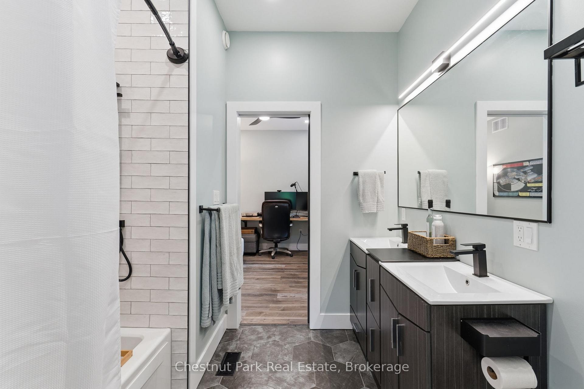 3 Bedroom Single Family Home/House's Image 26