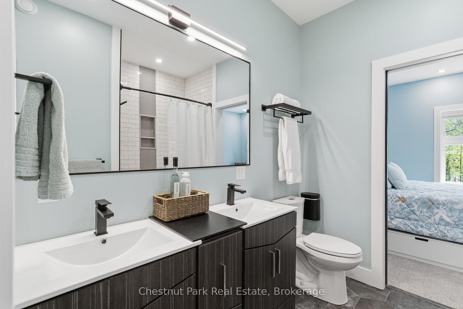 3 Bedroom Single Family Home/House's Image 25