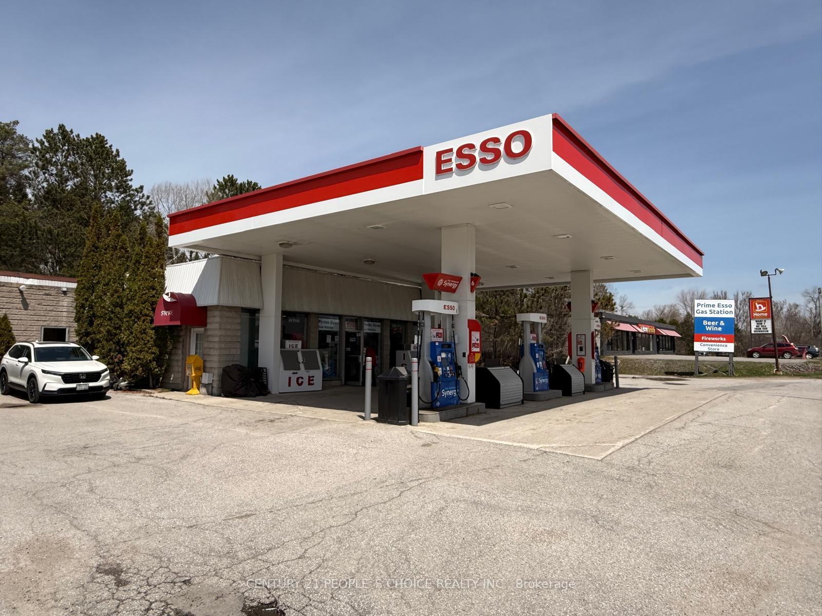 134 Highway 60 Huntsville Ontario Canada Sale commercial MANSOOR MIRZA Team Mirza - Century 21 People's Choice Realty Inc., Brokerage*