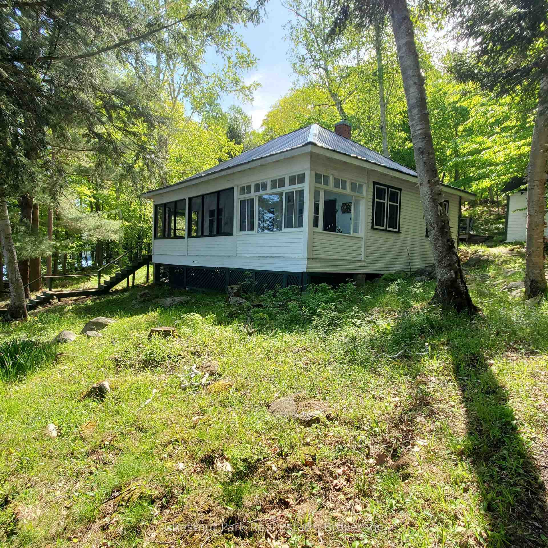 2 Bedroom Single Family Home/House's Image 8