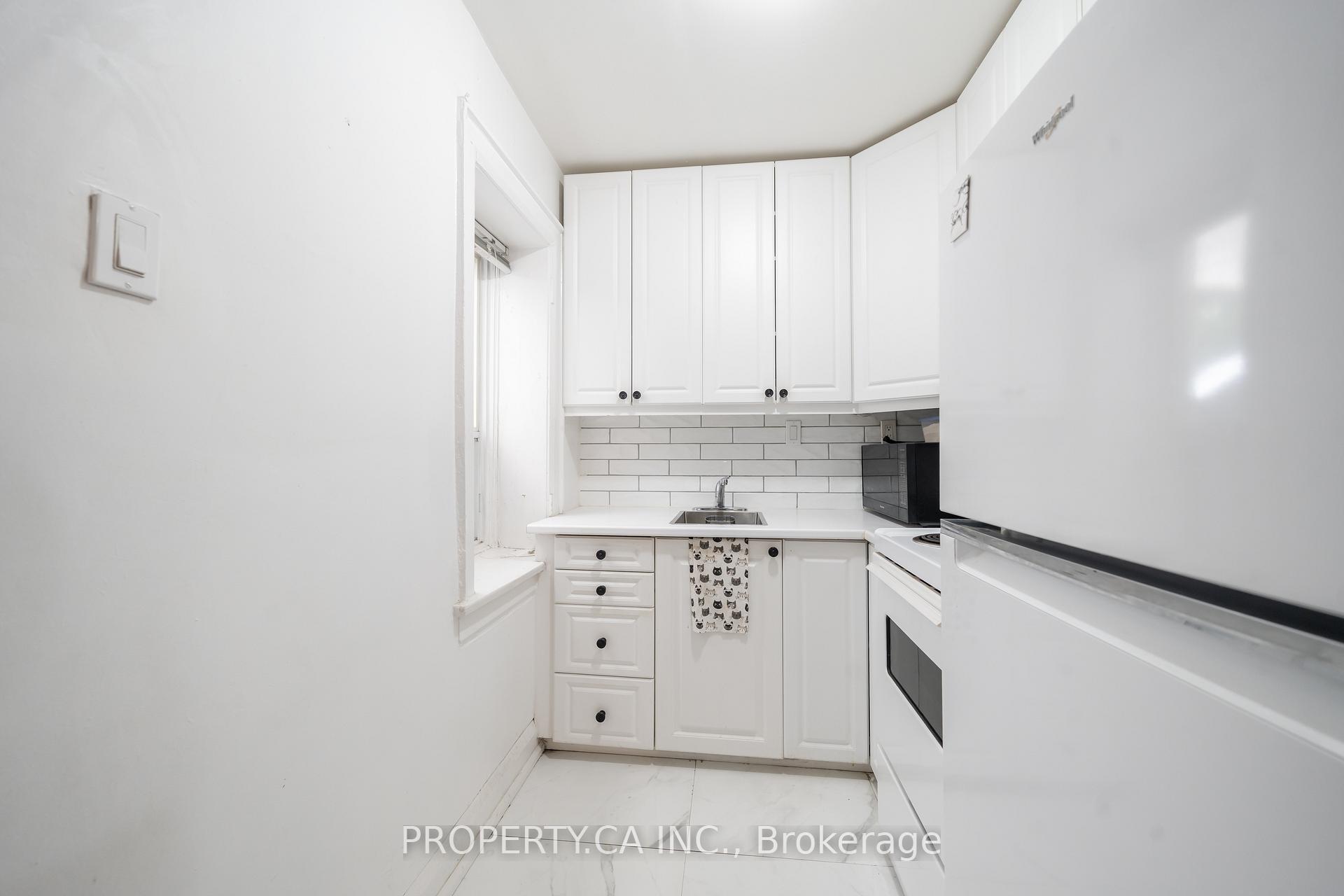 19 - 849 Broadview Avenue E Toronto Ontario Canada Rent residential Ramin Alokozay Right at Home Realty, Brokerage*