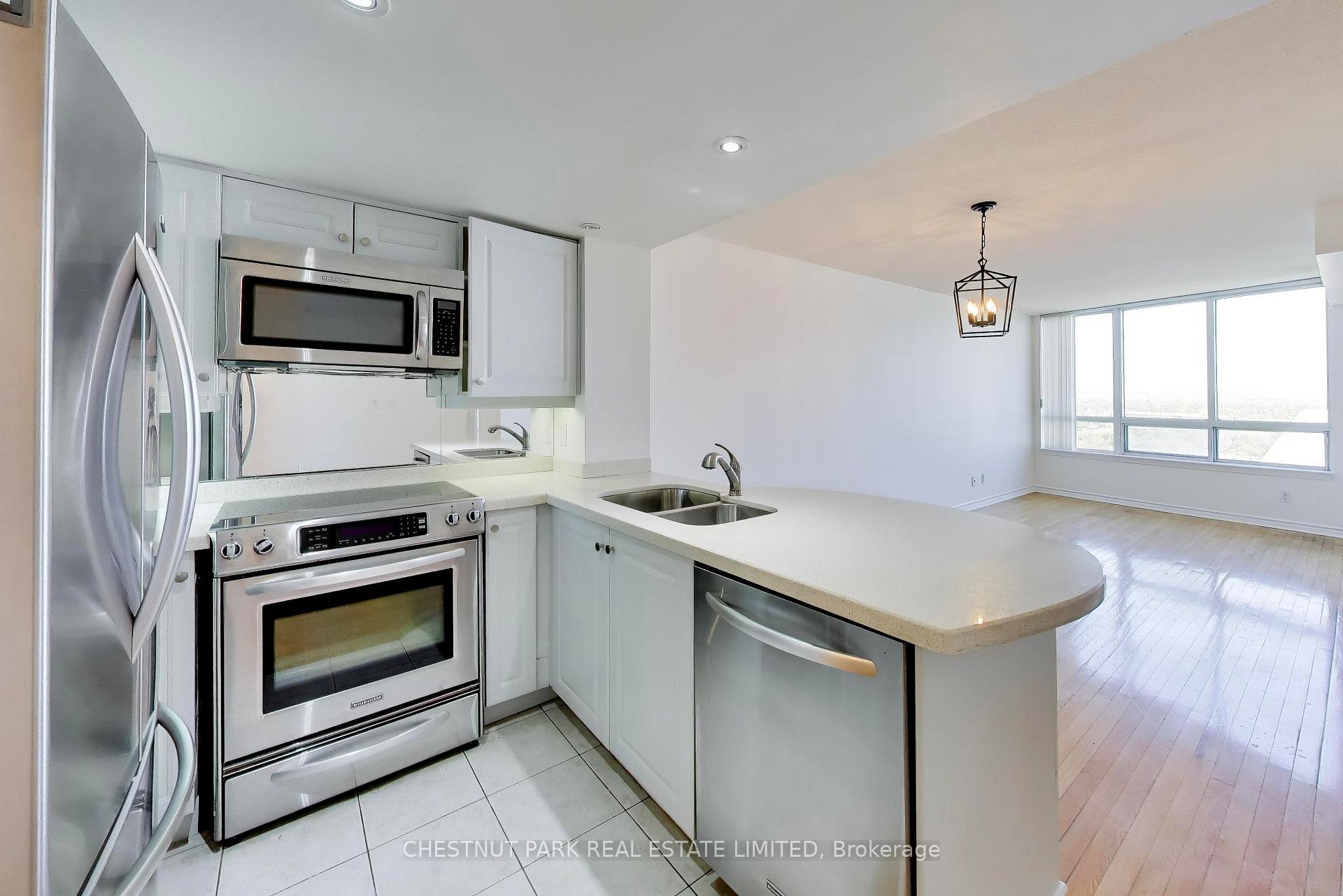 3 Bedroom Apartment/Flat's Image 7