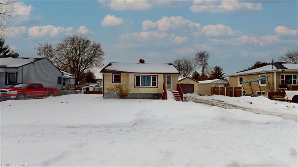 22 Broadview Avenue Cambridge Ontario Canada Sale residential   Grace Canada Realty, Brokerage*