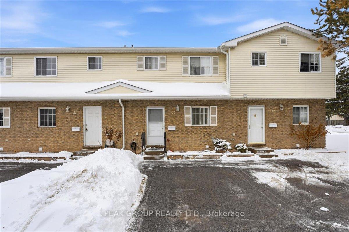 20 - 8136 Coventry Road Niagara Falls Ontario Canada Sale residential Ken Lampman COLDWELL BANKER ADVANTAGE REAL ESTATE INC, BROKERAGE*