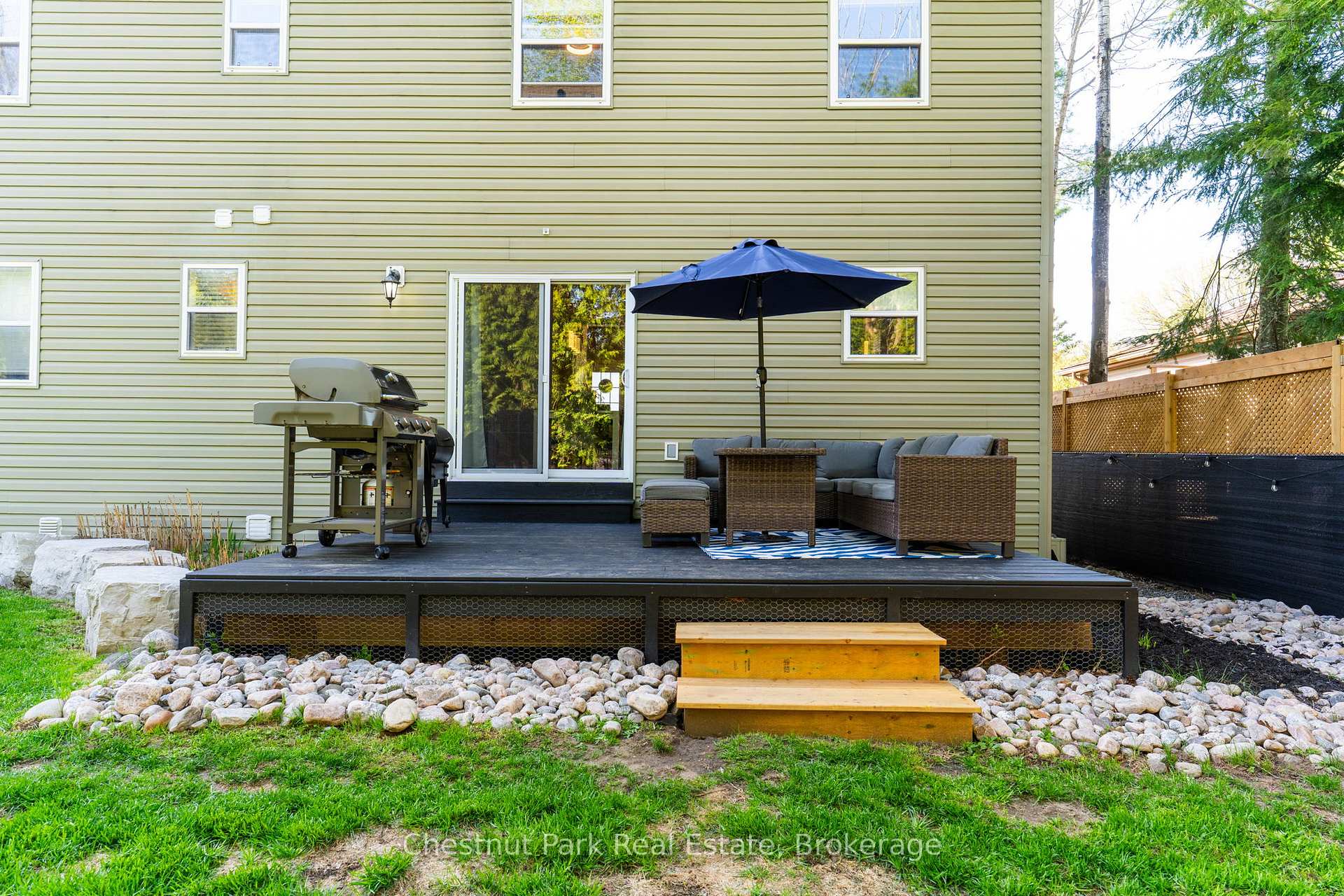 4 Bedroom Single Family Home/House's Image 8