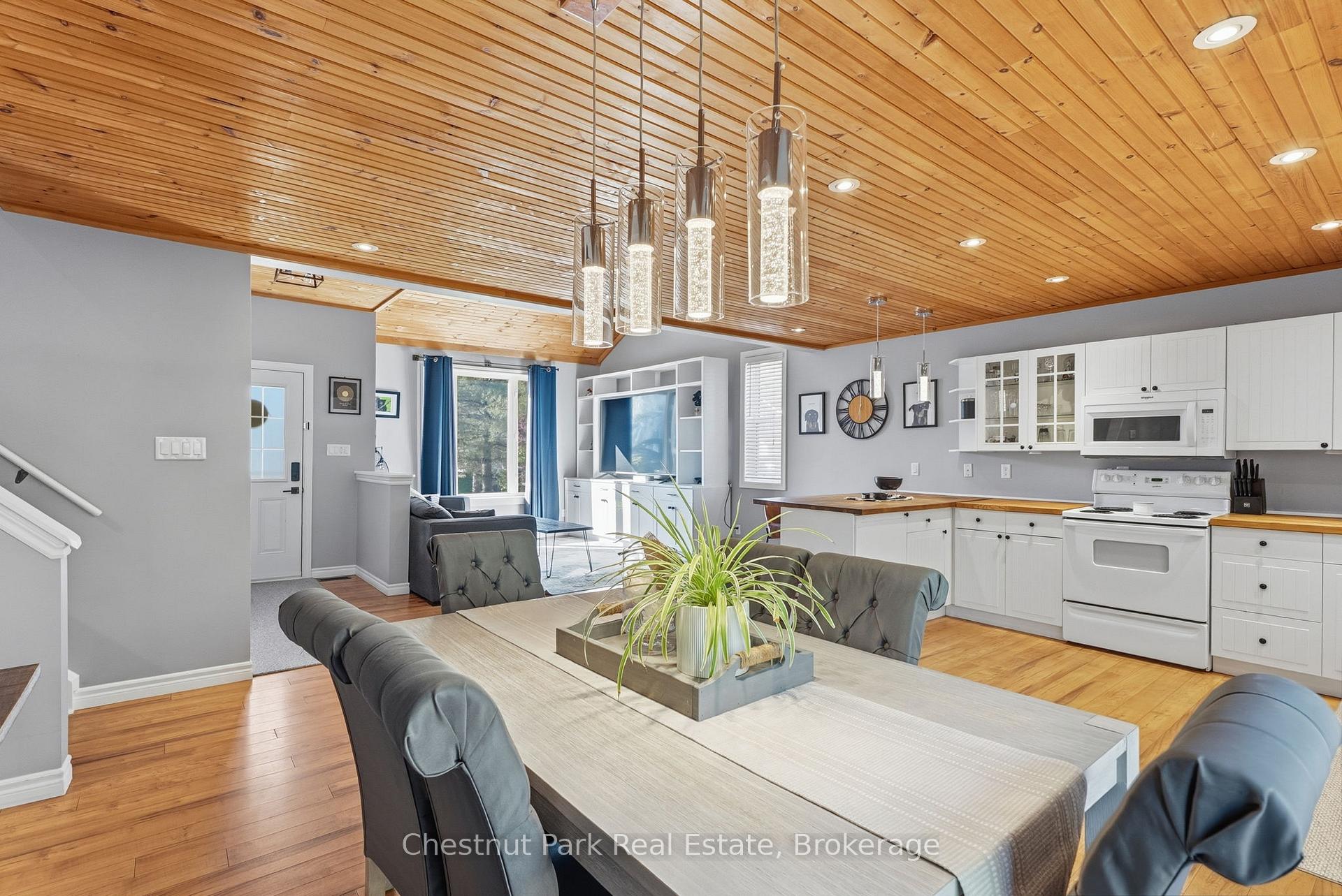 4 Bedroom Single Family Home/House's Image 17
