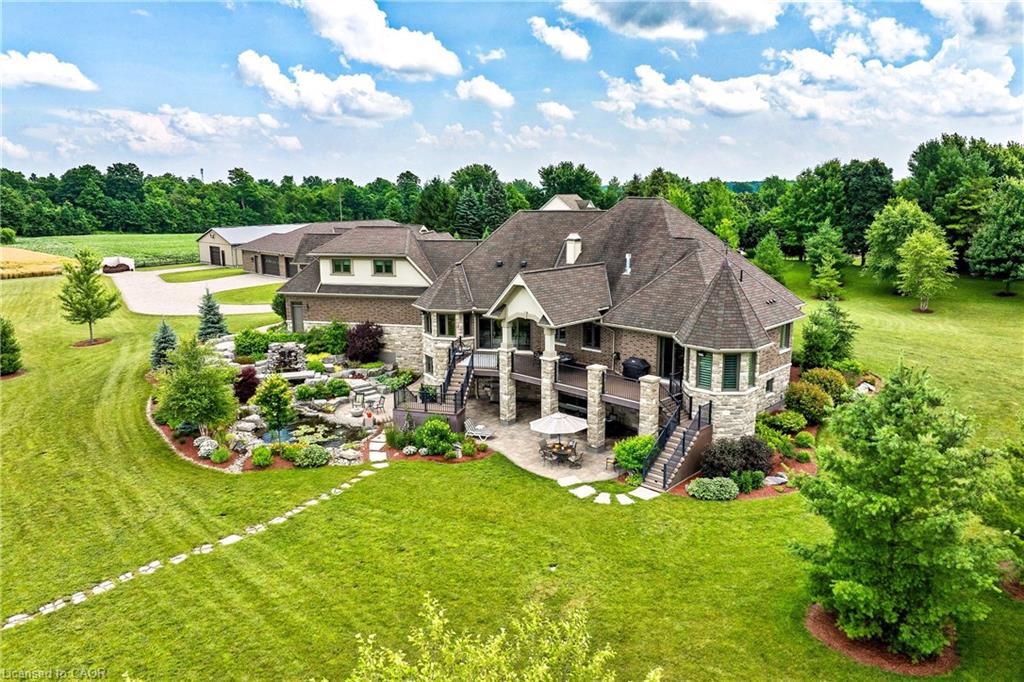 5 Bedroom Single Family Home/House's Image 7