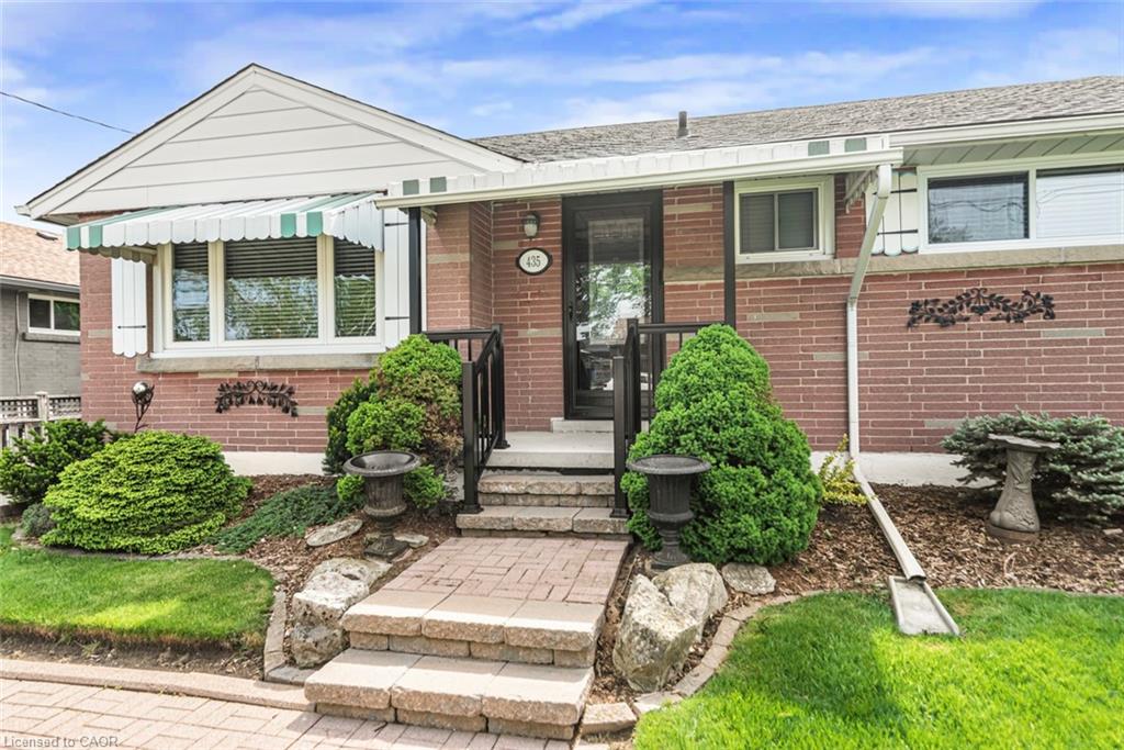 435 East 36th Street Hamilton Ontario Canada Sale residential Laura Doucette Sutton Group Innovative Realty Inc., Brokerage*