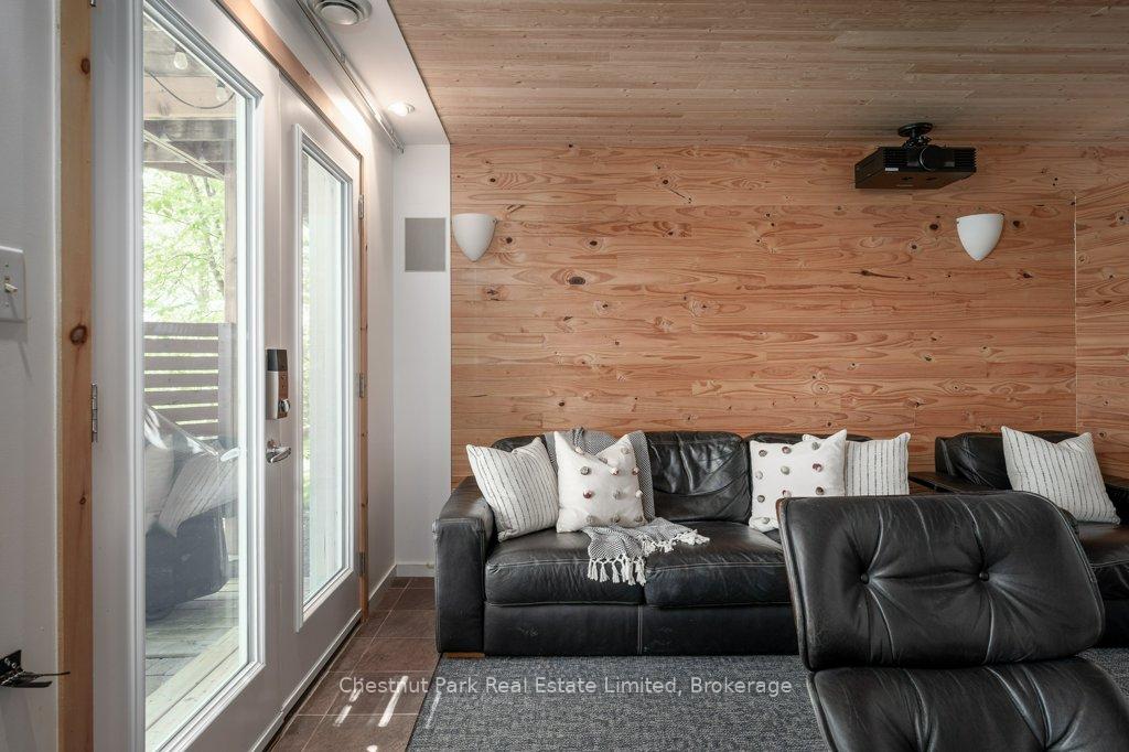 4 Bedroom Single Family Home/House's Image 35
