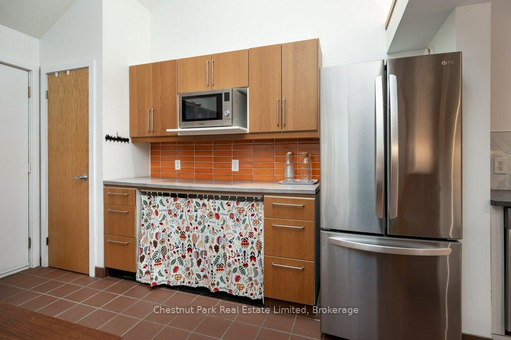 4 Bedroom Single Family Home/House's Image 16