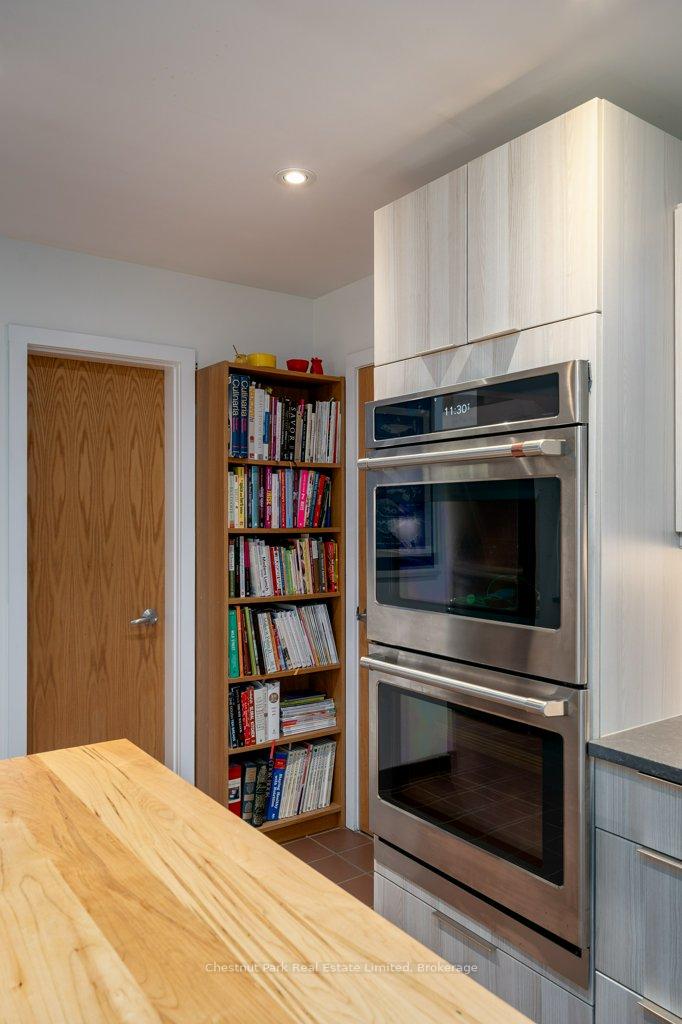4 Bedroom Single Family Home/House's Image 18