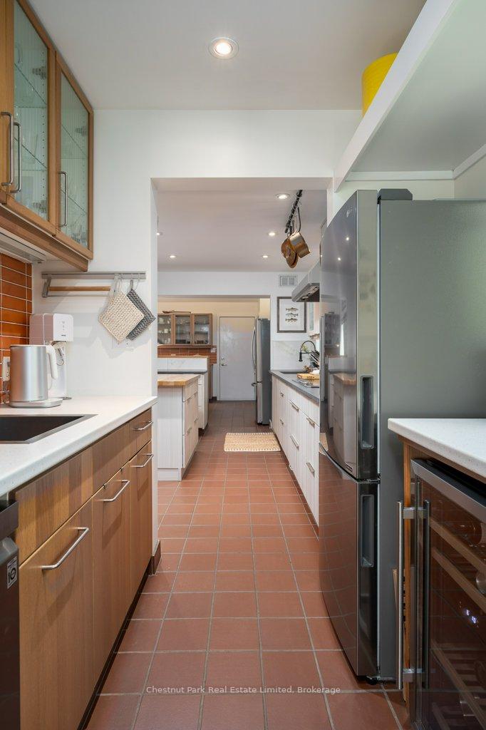 4 Bedroom Single Family Home/House's Image 10