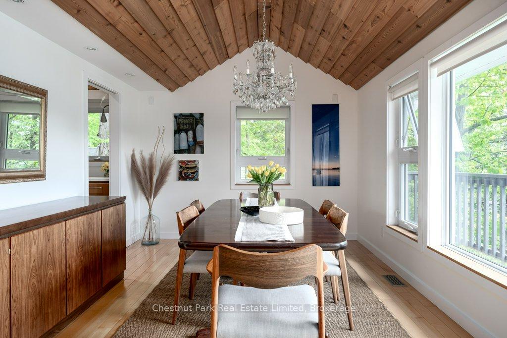 4 Bedroom Single Family Home/House's Image 8