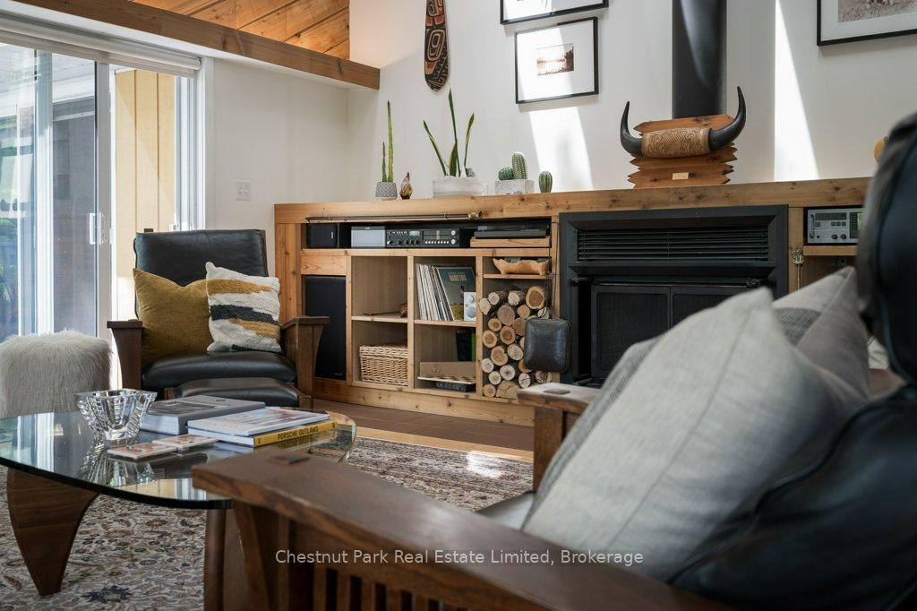4 Bedroom Single Family Home/House's Image 6
