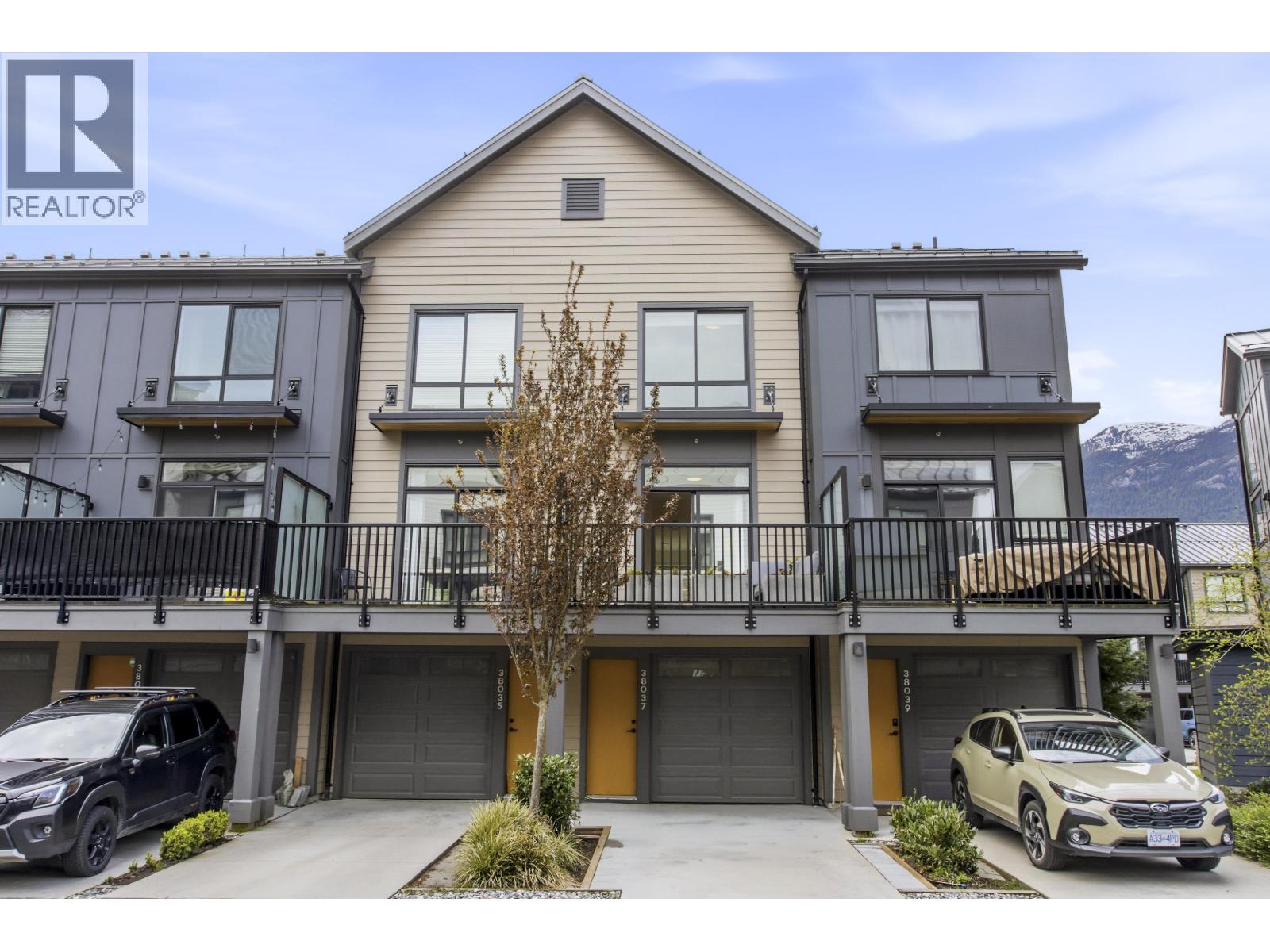 38037 KEEL WAY Squamish British Columbia Canada Sale residential Will Black RE/MAX Crest Realty, Brokerage*