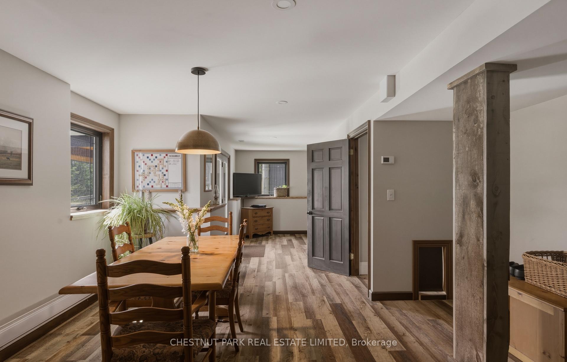 5 Bedroom Single Family Home/House's Image 28