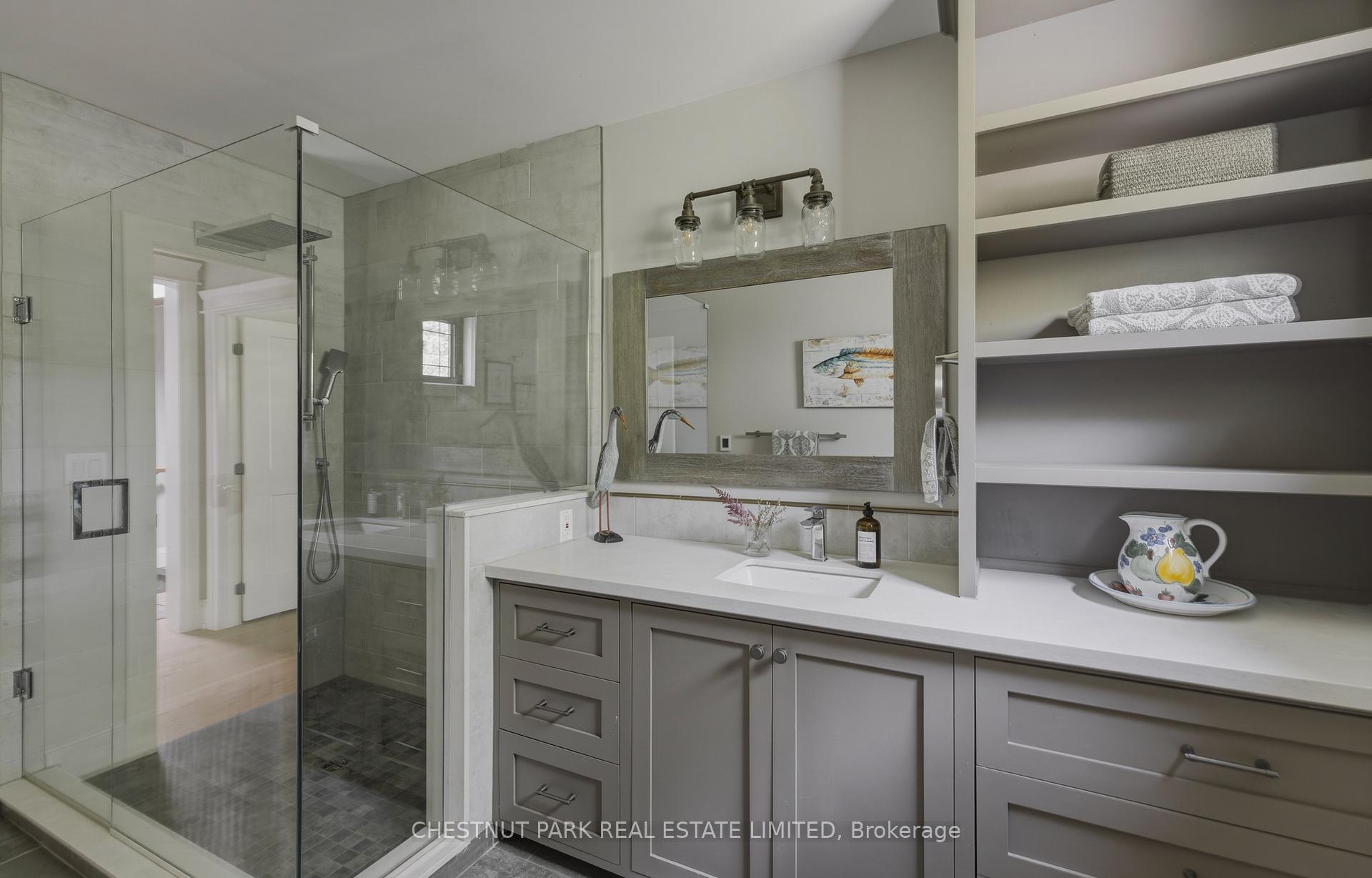 5 Bedroom Single Family Home/House's Image 23