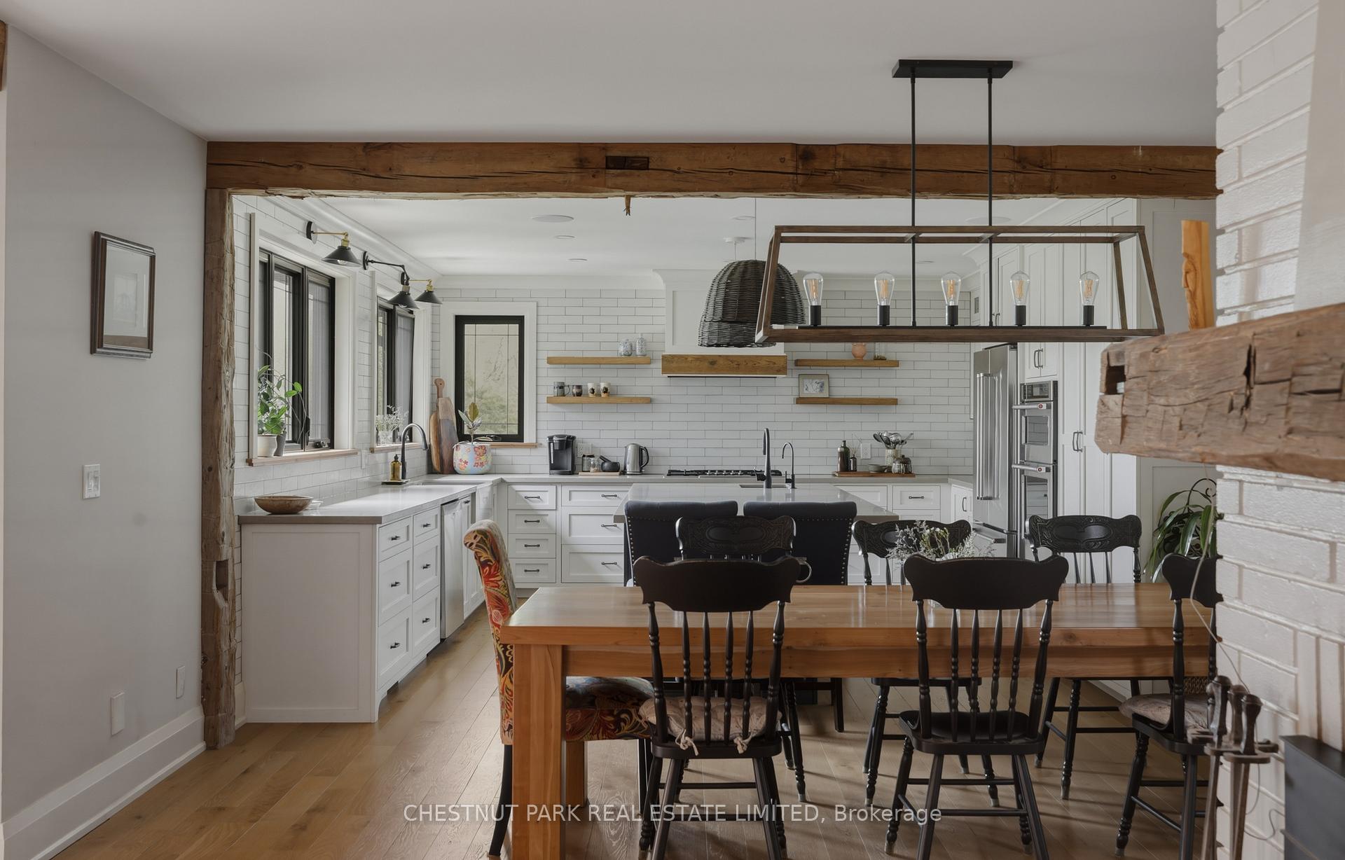 5 Bedroom Single Family Home/House's Image 9