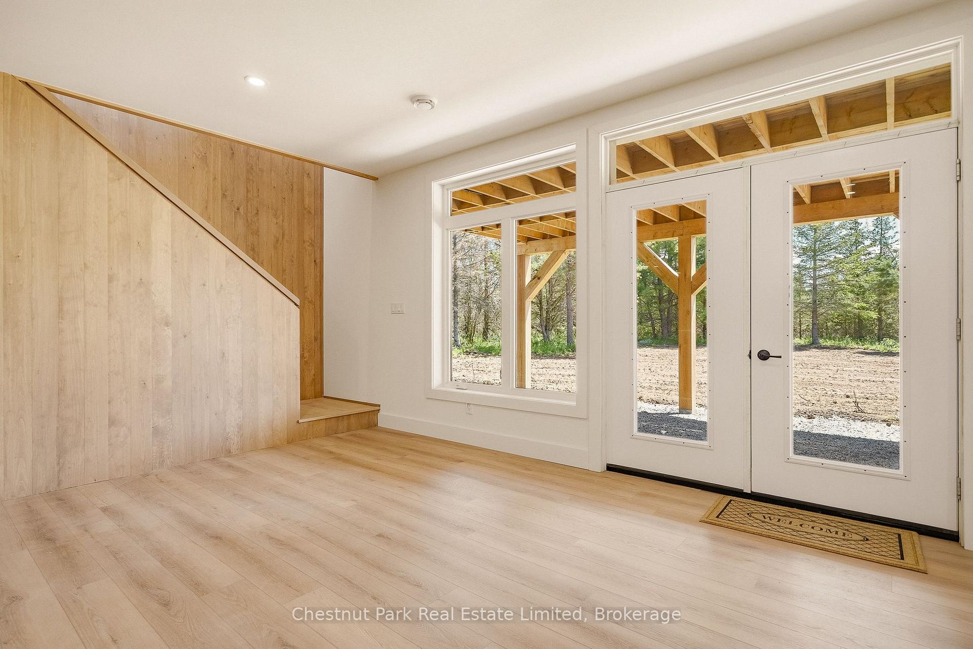 6 Bedroom Single Family Home/House's Image 31