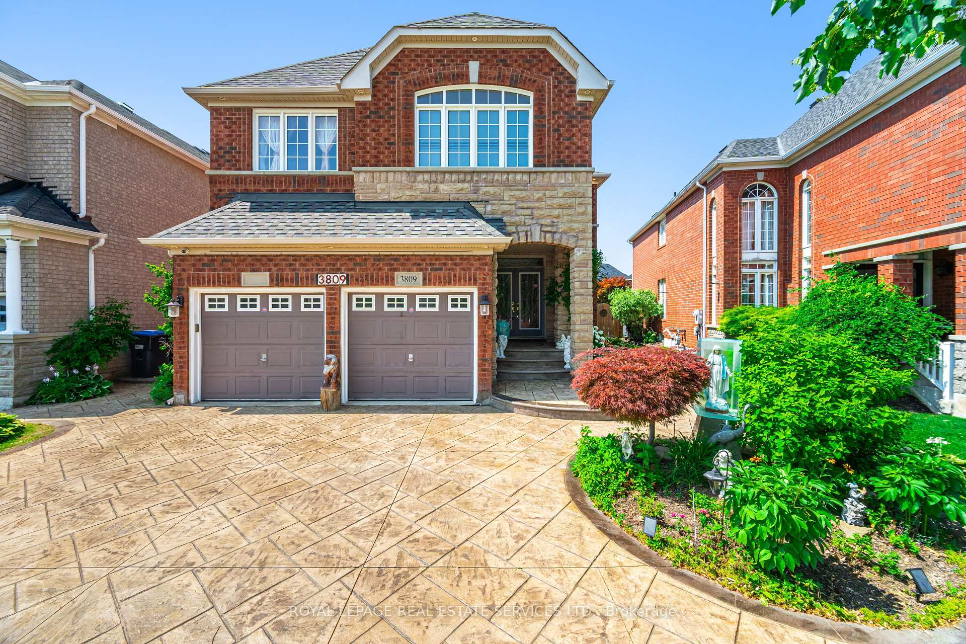 3809 Candlelight Drive Mississauga Ontario Canada Sale residential   Team Olympian – Formerly Spencer Group Inc., Realty Brokerage.