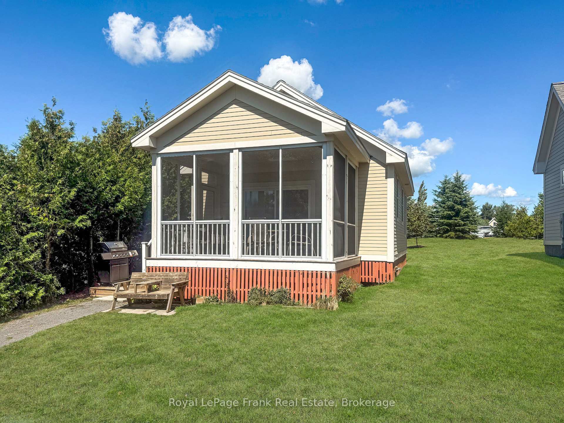 27 - 13 Butternut Lane Prince Edward County Ontario Canada Sale residential Sandy Gardner Royal LePage Frank Real Estate Brokerage*
