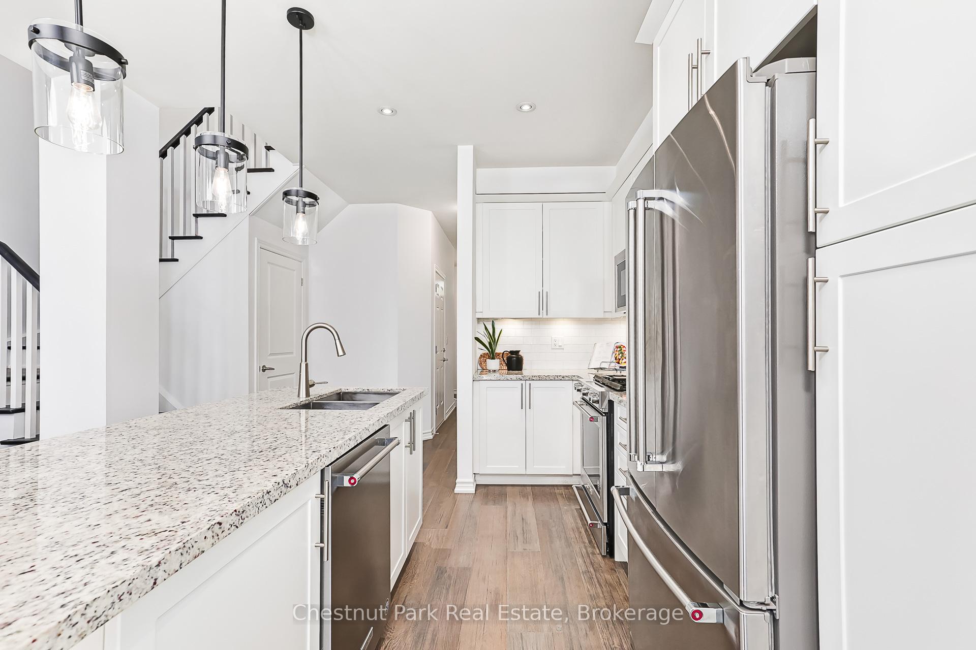 3 Bedroom Villa/Townhouse's Image 8
