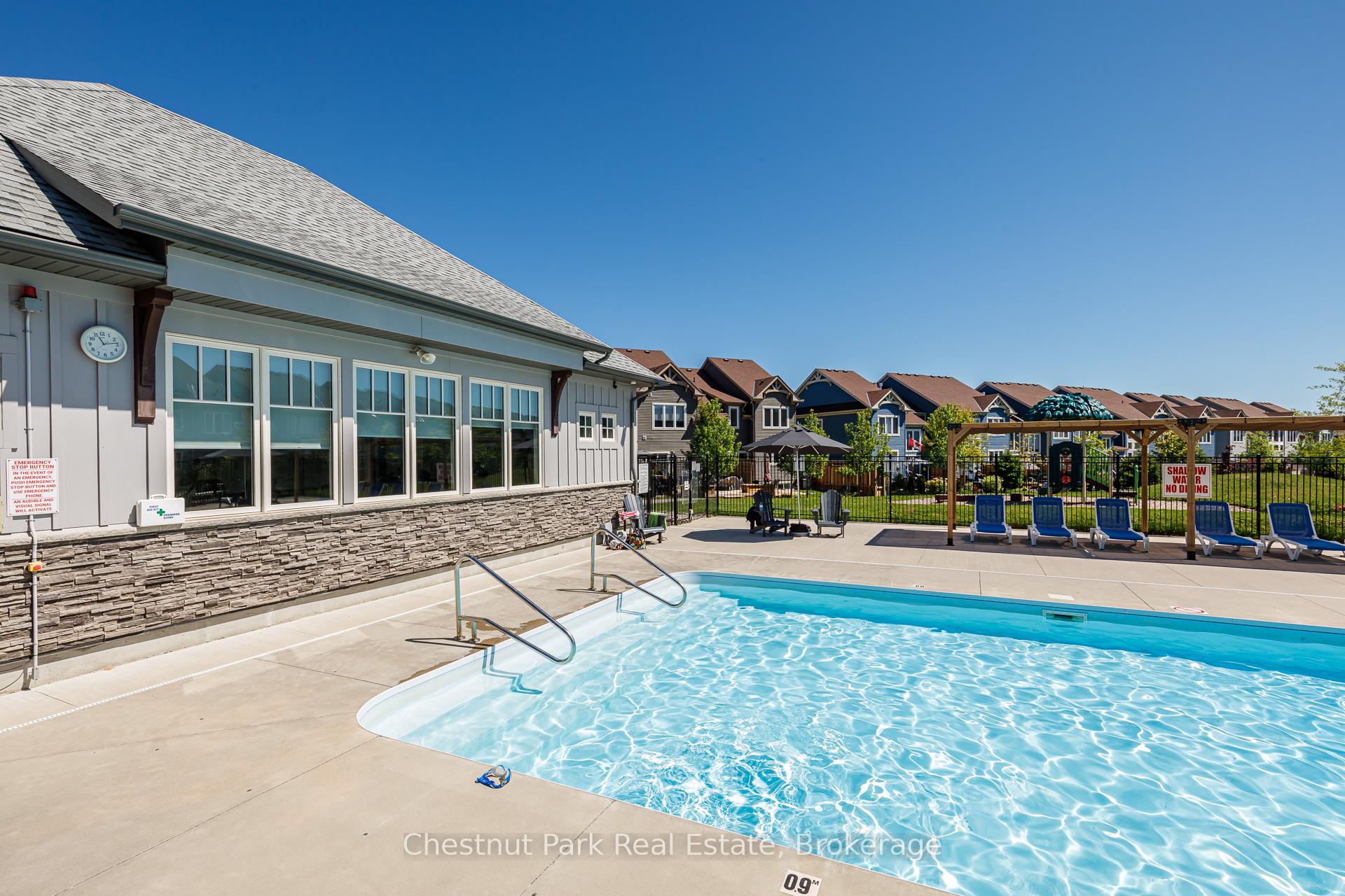 3 Bedroom Villa/Townhouse's Image 45