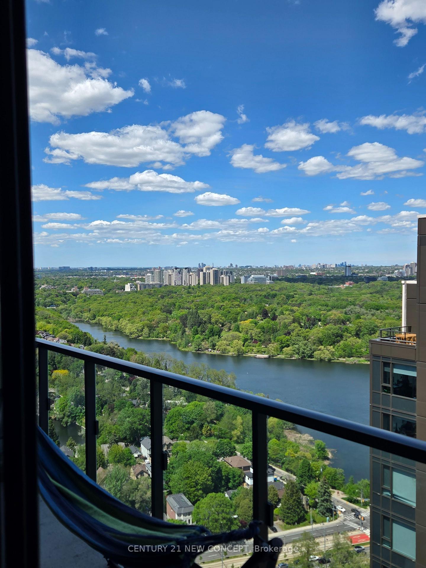 Ph03 - 1928 Lake Shore Boulevard Toronto Ontario Canada Sale residential HELEN KIM Century 21 New Concept, Brokerage*