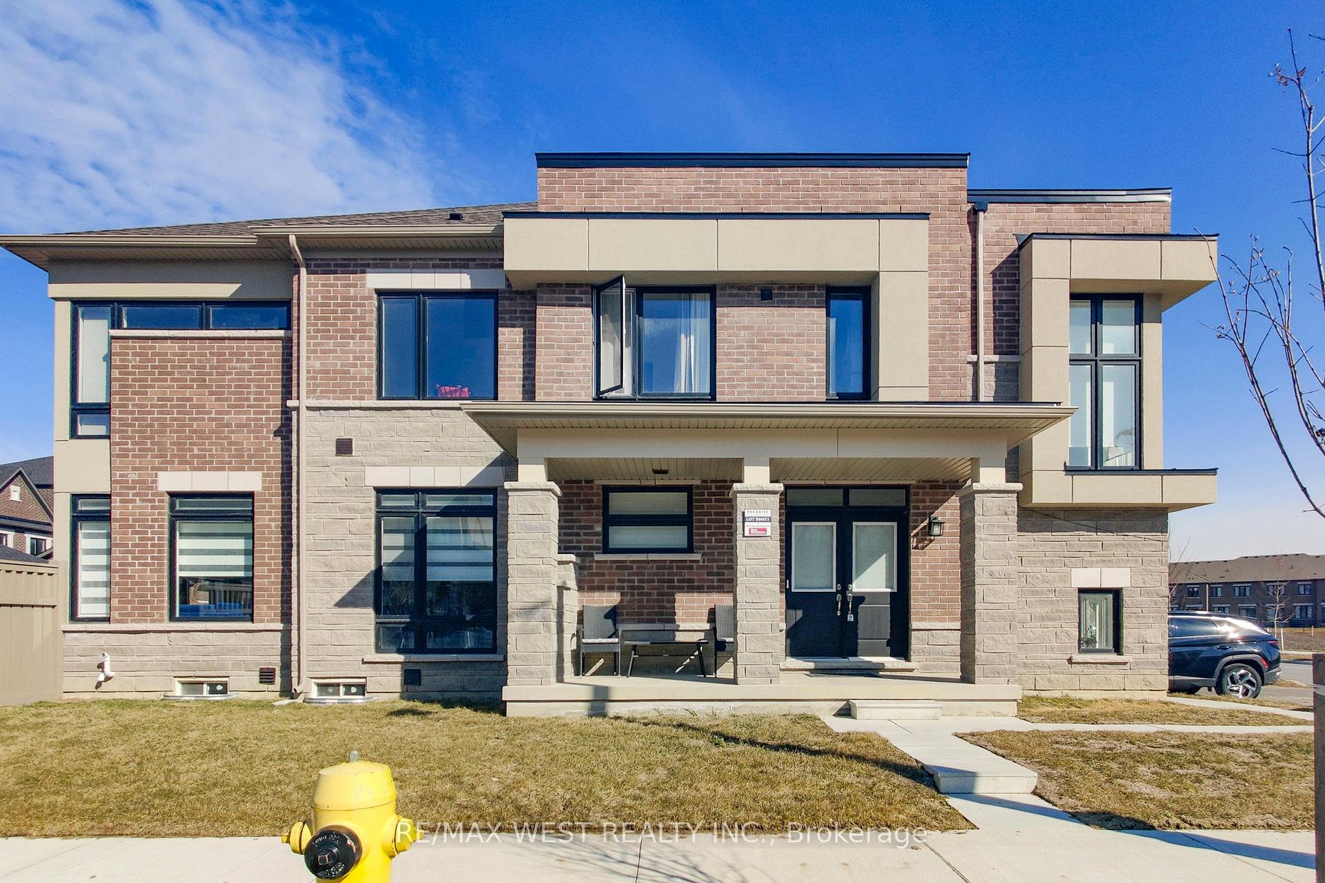 4 Haldimand Street Vaughan Ontario Canada Sale residential Alizeh Shah Aslam RE/MAX West Realty Inc. Brokerage *