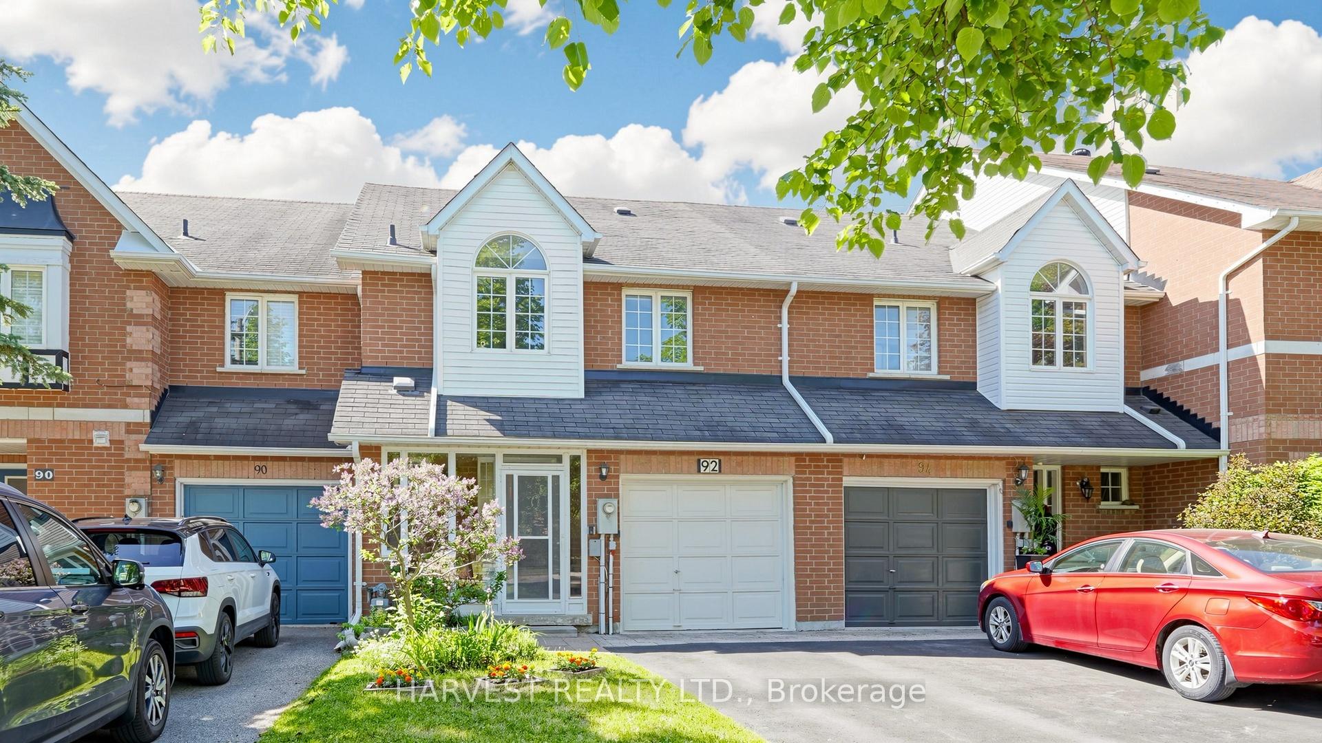92 Royal Chapin Crescent Richmond Hill Ontario Canada Sale residential   HARVEST REALTY LTD.