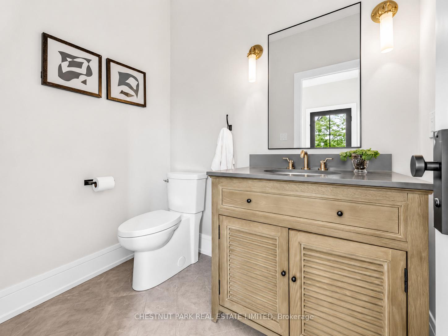 5 Bedroom Single Family Home/House's Image 16