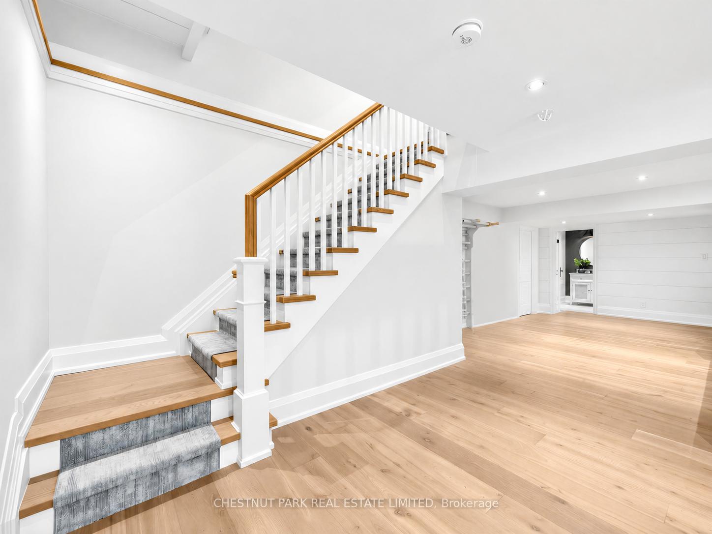 5 Bedroom Single Family Home/House's Image 30