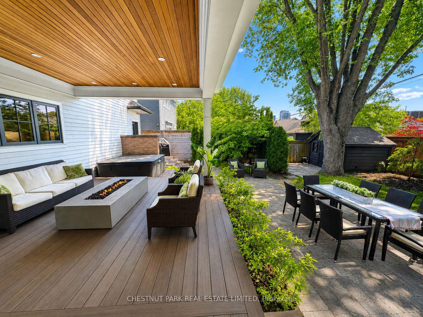 5 Bedroom Single Family Home/House's Image 38