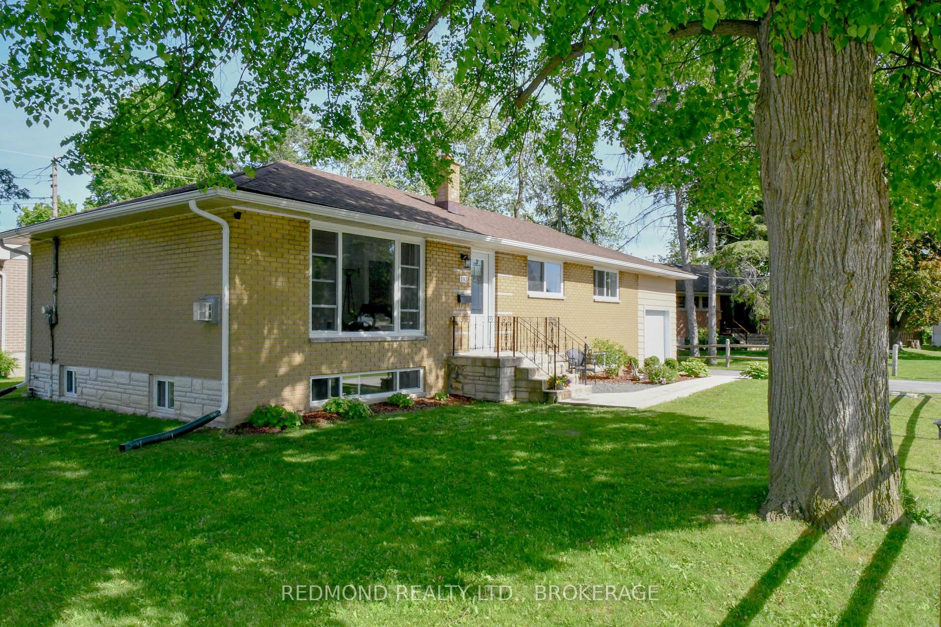 193 Elizabeth Drive Gananoque Ontario Canada Sale residential   Redmond Realty Ltd. Brokerage