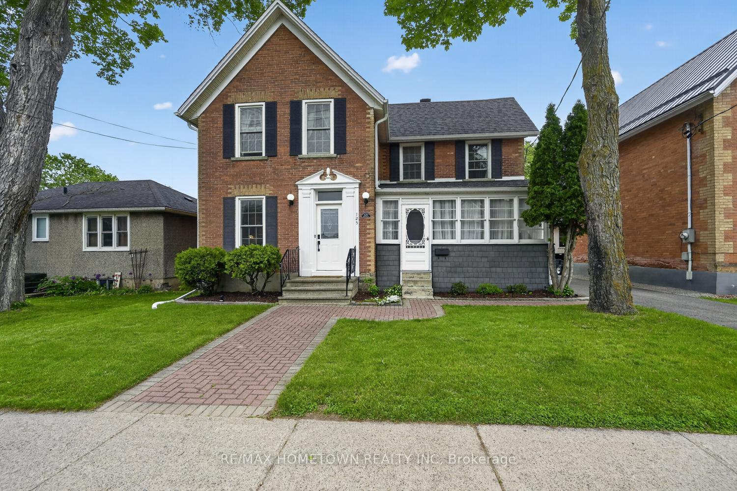125 Park Street Brockville Ontario Canada Sale residential   HomeLife/DLK Real Estate Ltd., Brokerage*