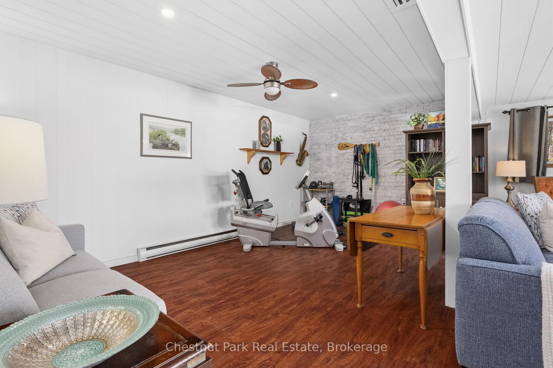 4 Bedroom Single Family Home/House's Image 18