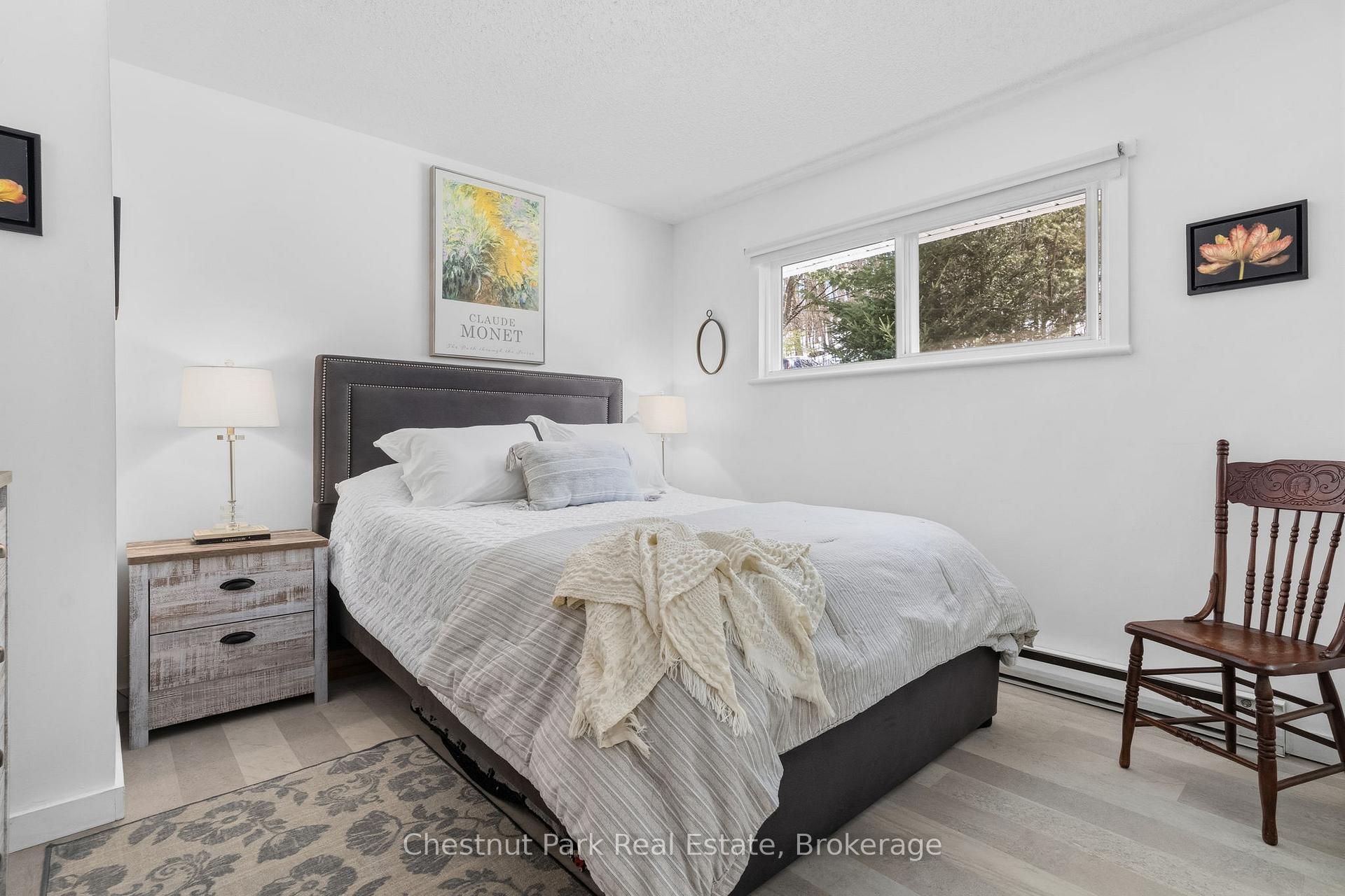 4 Bedroom Single Family Home/House's Image 10