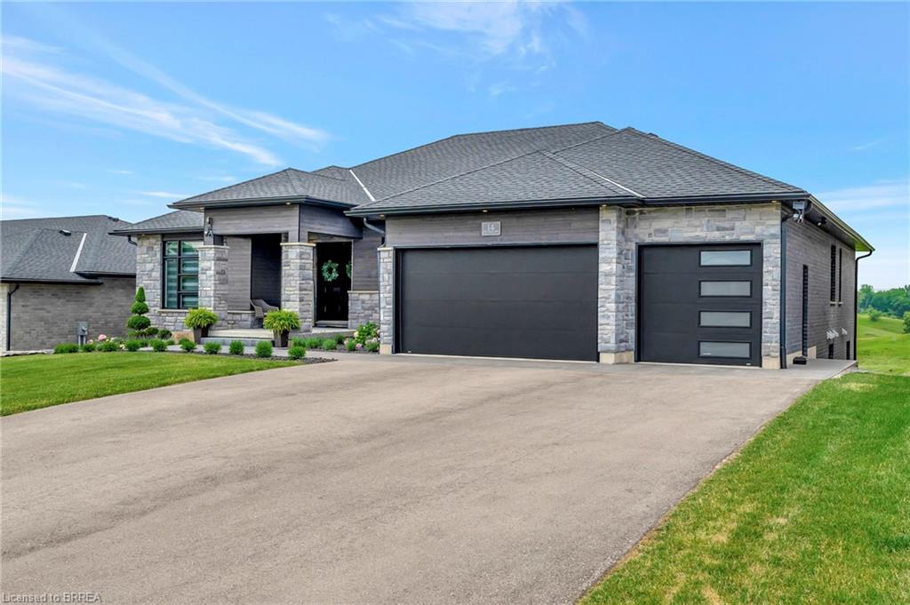 14 Hudson Drive Brantford Ontario Canada Sale residential Harry Kaler HomeLife Silvercity Realty Inc., Brokerage*