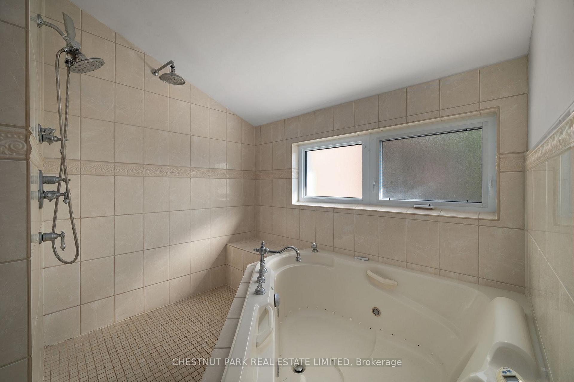 4 Bedroom Single Family Home/House's Image 31