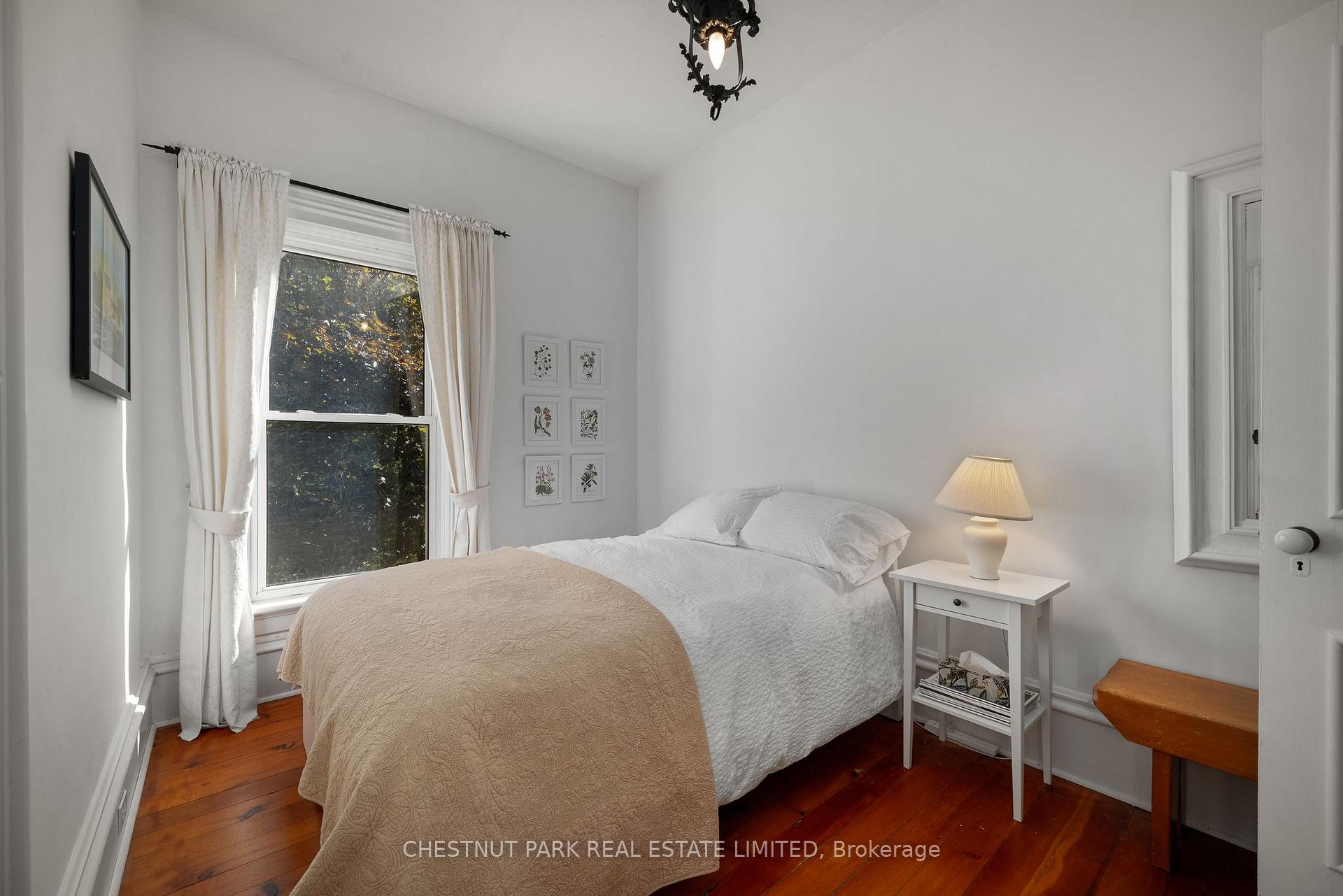 4 Bedroom Single Family Home/House's Image 25
