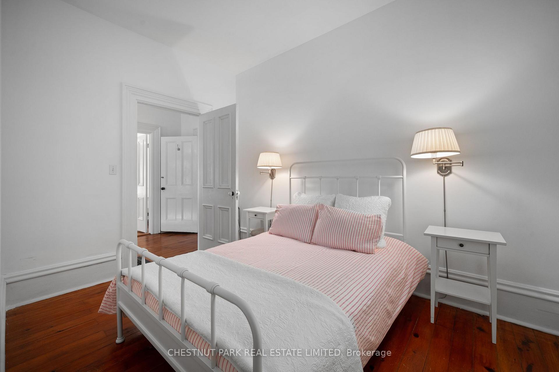4 Bedroom Single Family Home/House's Image 27