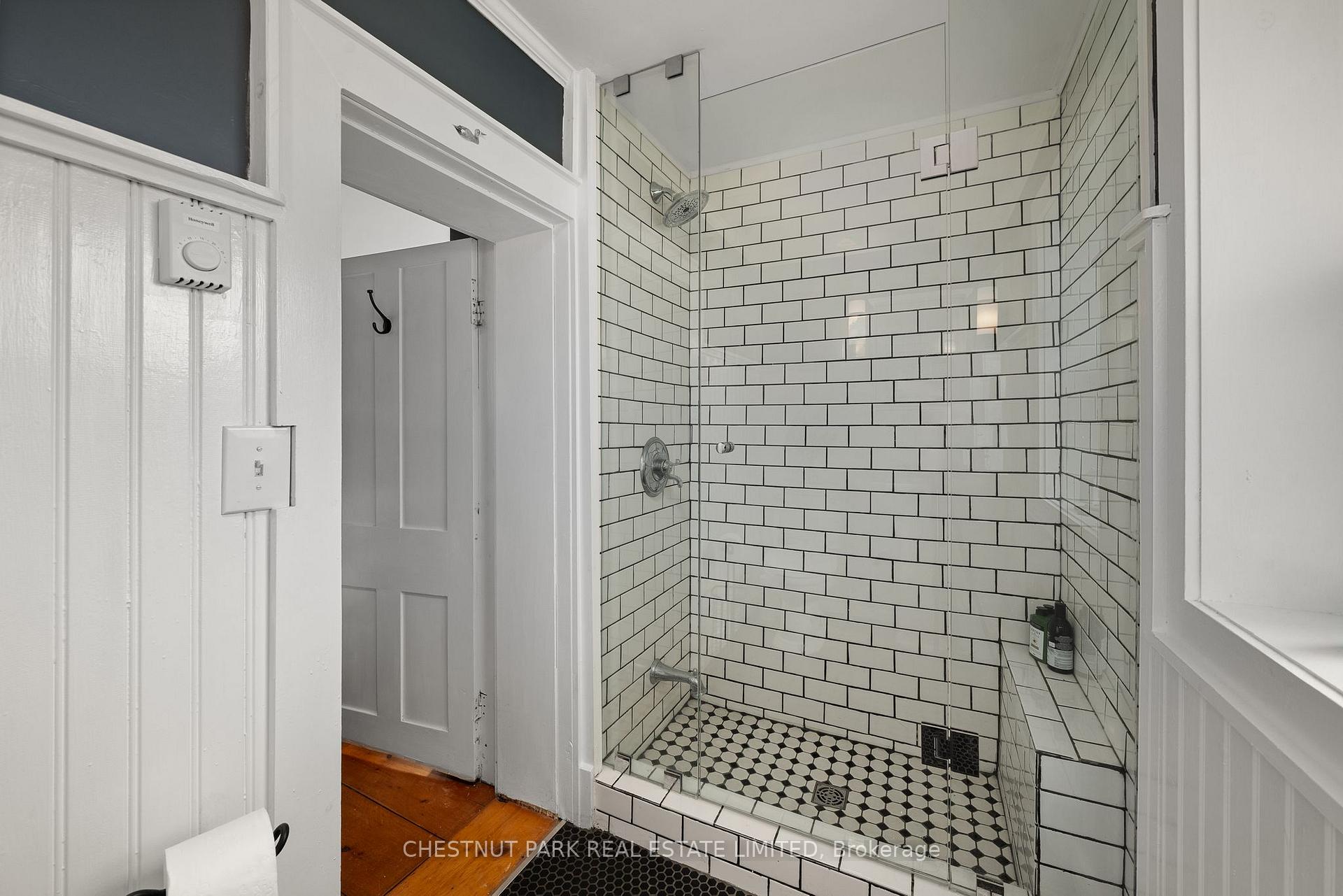 4 Bedroom Single Family Home/House's Image 23