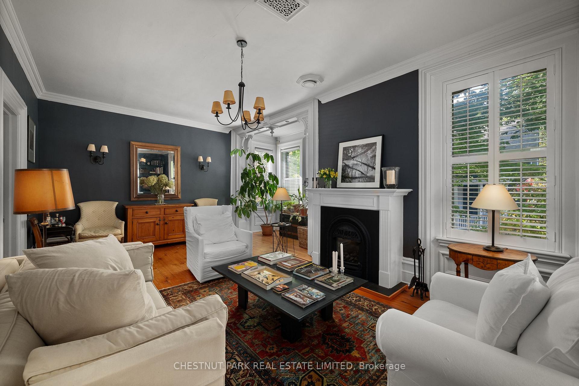 4 Bedroom Single Family Home/House's Image 10