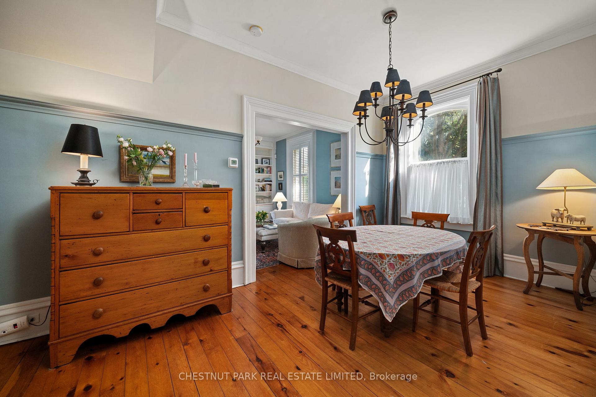 4 Bedroom Single Family Home/House's Image 7