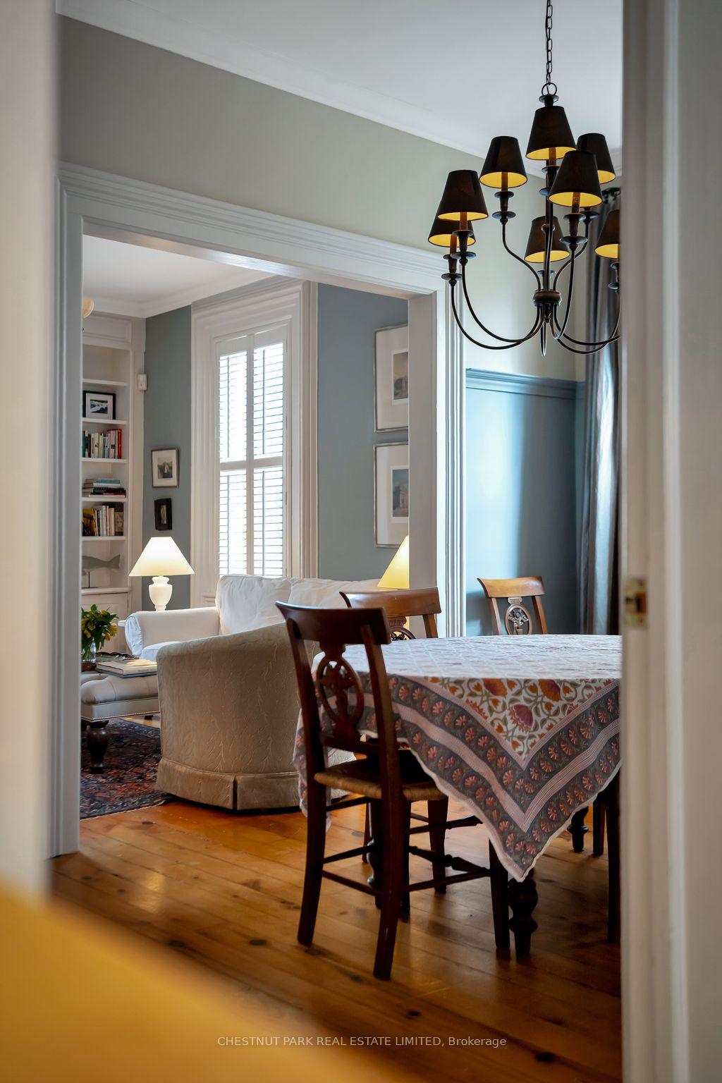 4 Bedroom Single Family Home/House's Image 8